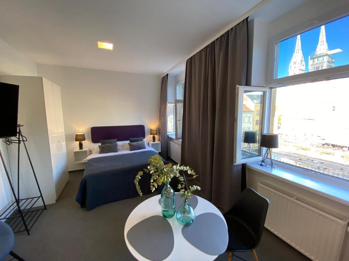 Dolac Apartment *